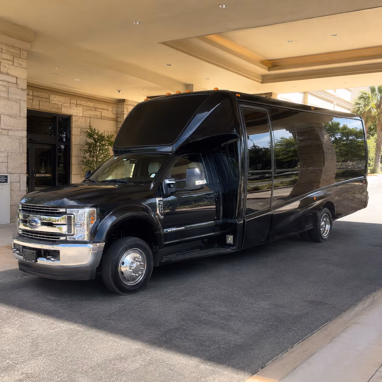 Phoenix Birthday, Sweet 16, & Quinceañera Party Bus Rentals